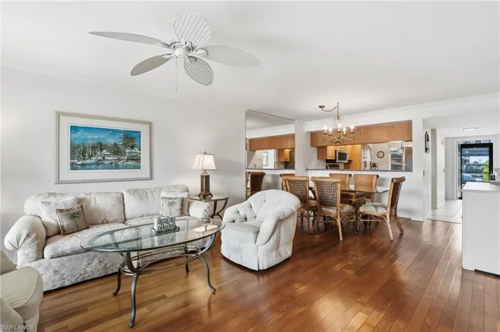 7300 Coventry Ct 606, Naples, Florida 34104
