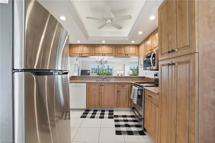 7300 Coventry Ct 606, Naples, Florida 34104