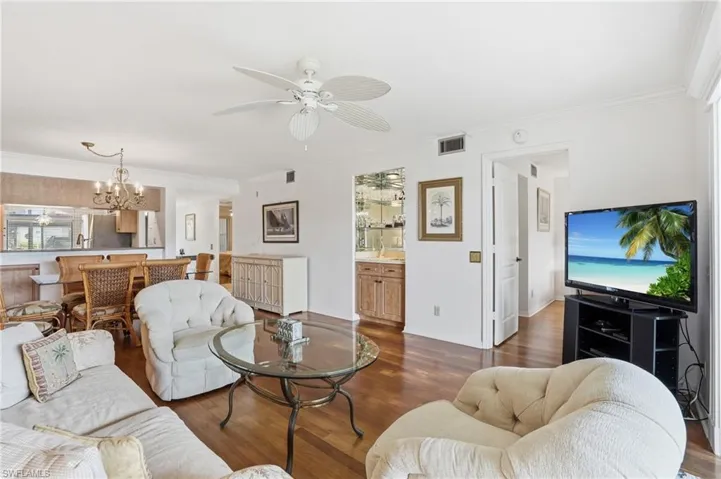 7300 Coventry Ct 606, Naples, Florida 34104