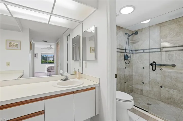 7300 Coventry Ct 606, Naples, Florida 34104