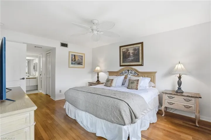 7300 Coventry Ct 606, Naples, Florida 34104