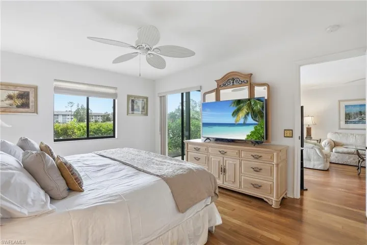 7300 Coventry Ct 606, Naples, Florida 34104