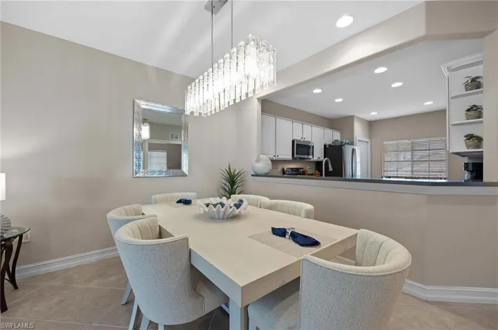 9113  Michael  CIR, Naples, FL 34113