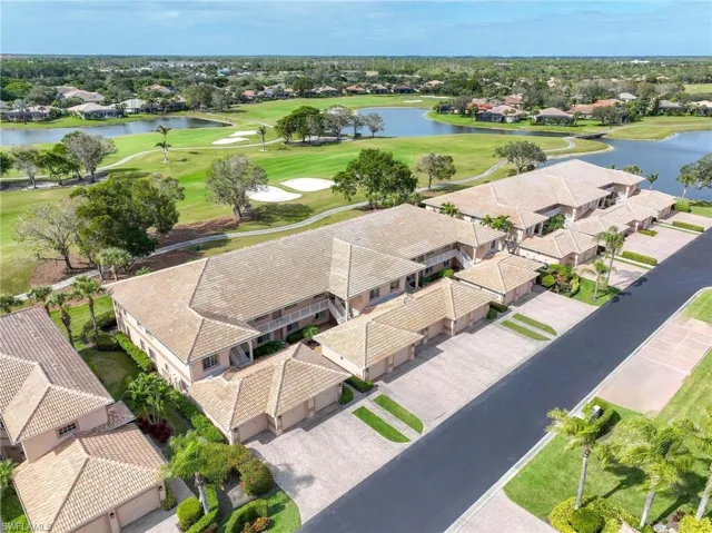 9113  Michael  CIR, Naples, FL 34113