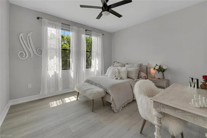 Bedroom 2 (upstairs)
