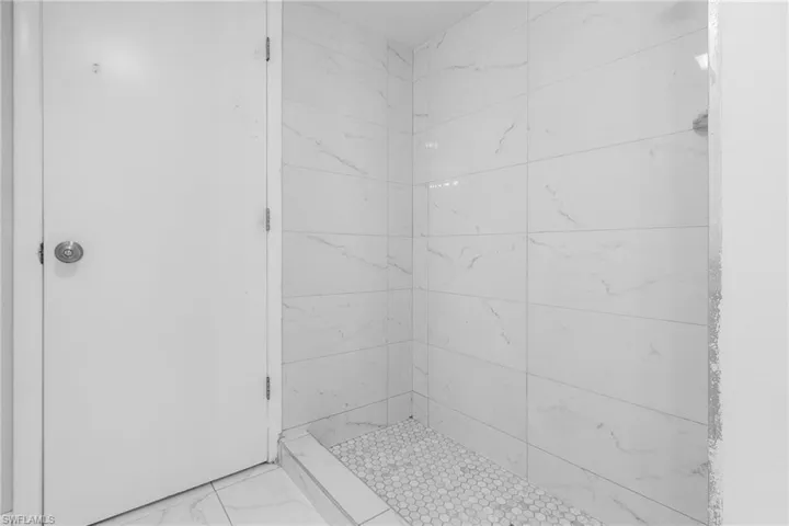 201 Mcarthur Ave, Lehigh Acres Fl 33936