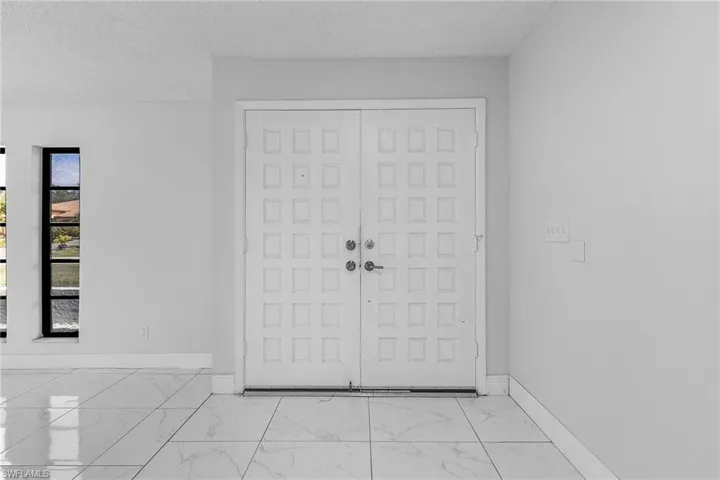 201 Mcarthur Ave, Lehigh Acres Fl 33936