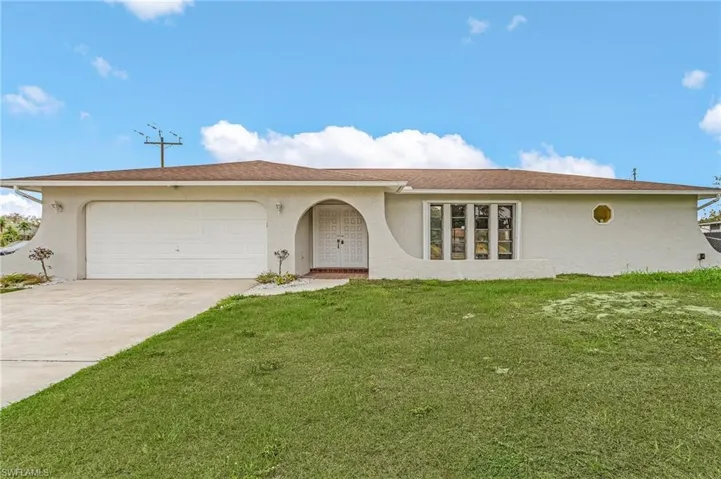 201 Mcarthur Ave, Lehigh Acres Fl 33936
