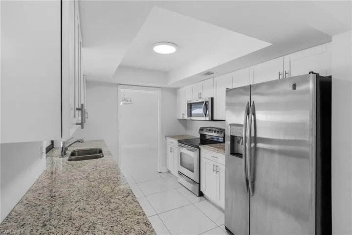 201 Mcarthur Ave, Lehigh Acres Fl 33936