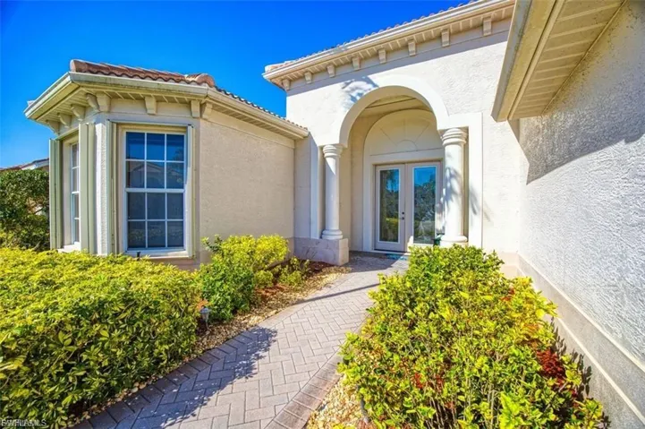 9024 Prosperity Way, Fort Myers, Florida 33913