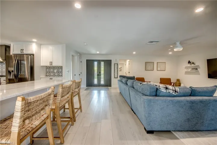 1022 Lindgren Blvd, Sanibel, Florida 33957