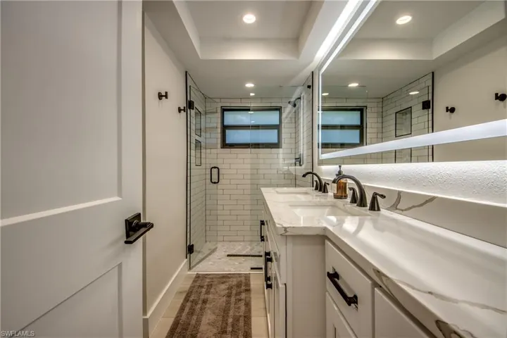 1022 Lindgren Blvd, Sanibel, Florida 33957
