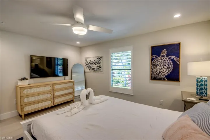 1022 Lindgren Blvd, Sanibel, Florida 33957