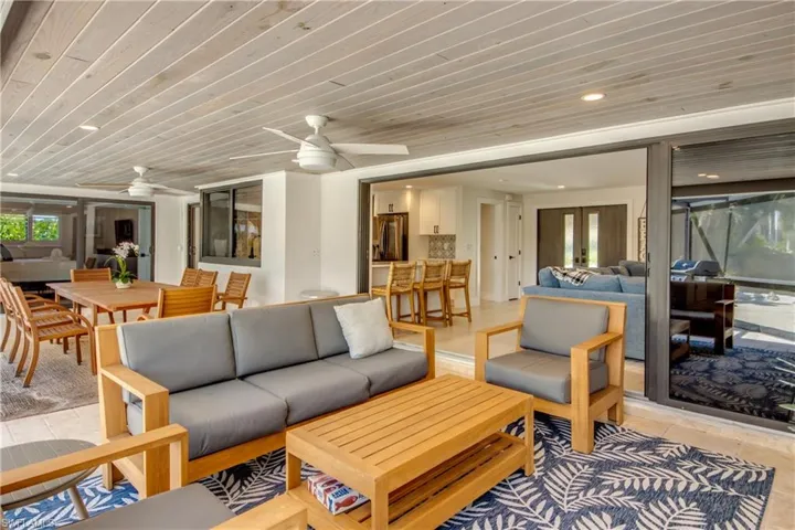 1022 Lindgren Blvd, Sanibel, Florida 33957