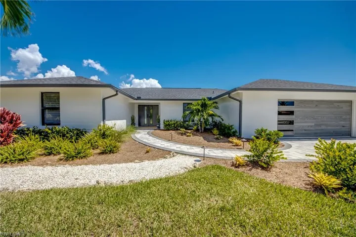1022 Lindgren Blvd, Sanibel, Florida 33957