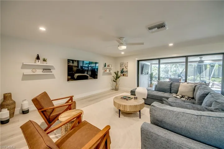 1022 Lindgren Blvd, Sanibel, Florida 33957