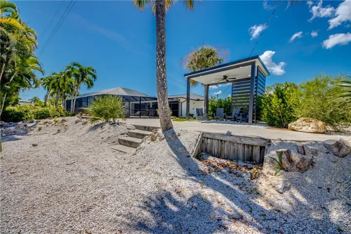 1022 Lindgren Blvd, Sanibel, Florida 33957