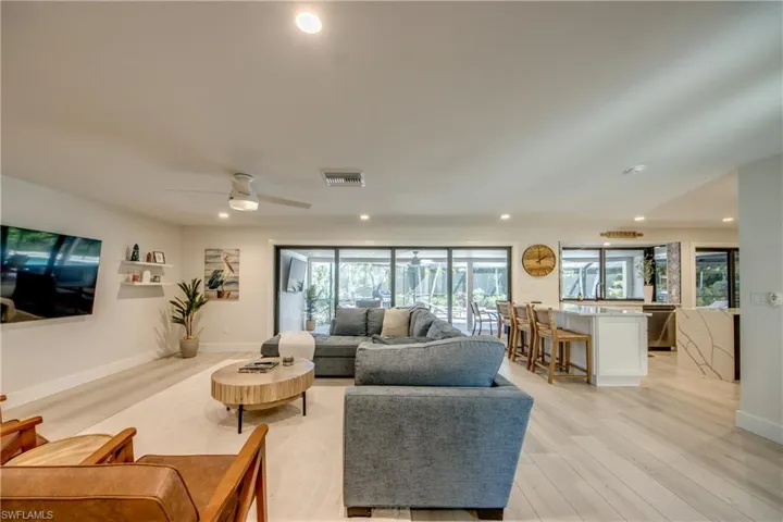 1022 Lindgren Blvd, Sanibel, Florida 33957