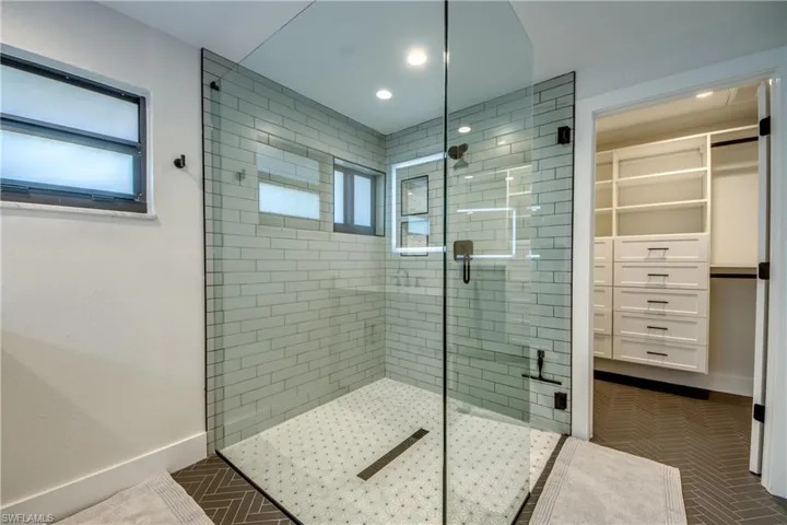1022 Lindgren Blvd, Sanibel, Florida 33957