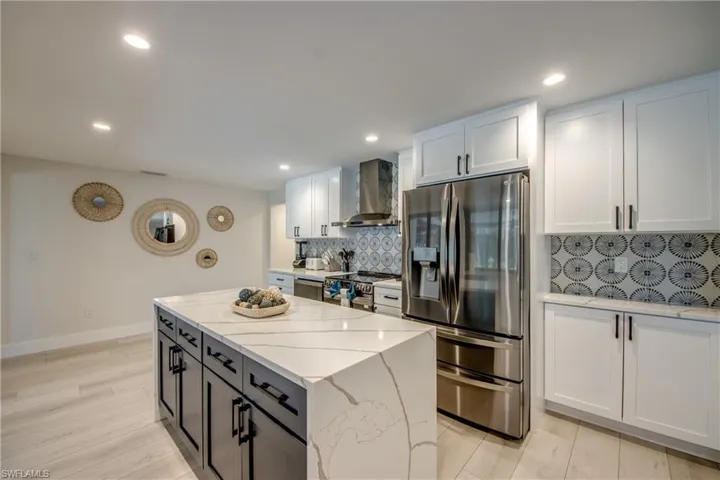 1022 Lindgren Blvd, Sanibel, Florida 33957