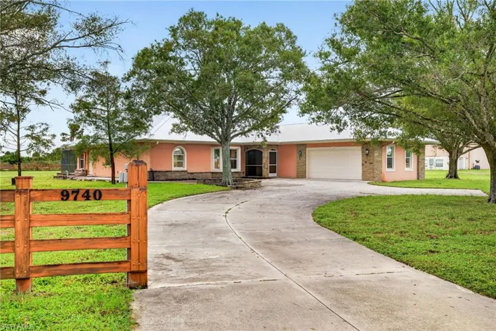 9740 Wheeler Rd, Labelle, Florida 33935