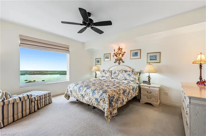1001  Arbor Lake  DR, Naples, FL 34110