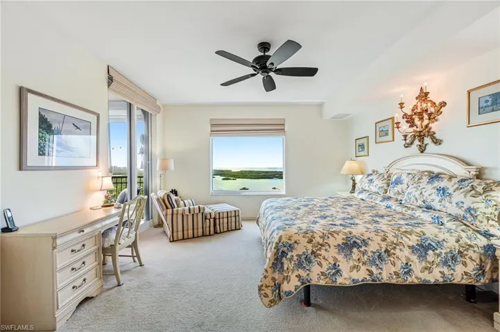 1001  Arbor Lake  DR, Naples, FL 34110