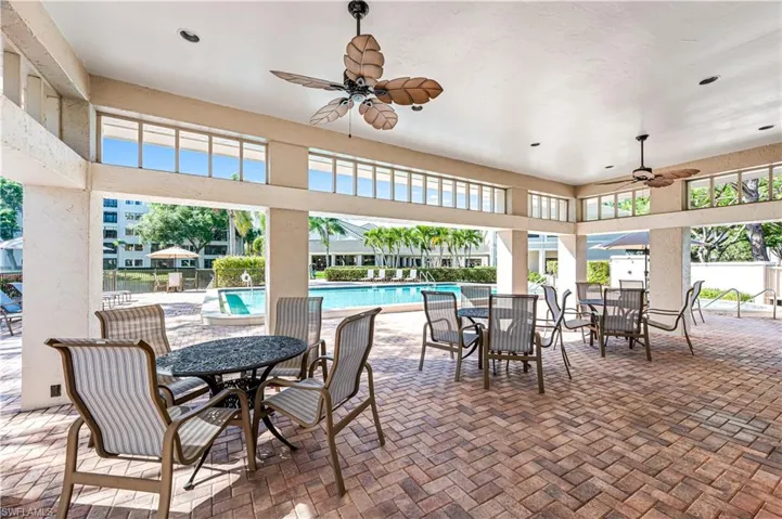 Clubhouse Patio/Pool