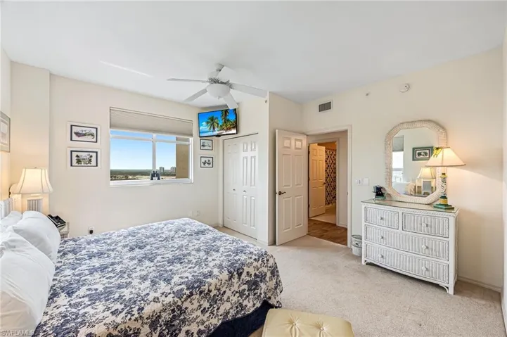 1001  Arbor Lake  DR, Naples, FL 34110