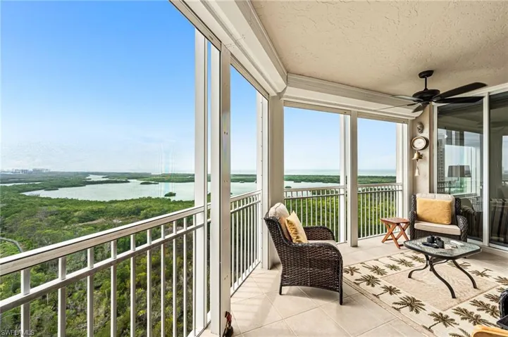 1001  Arbor Lake  DR, Naples, FL 34110