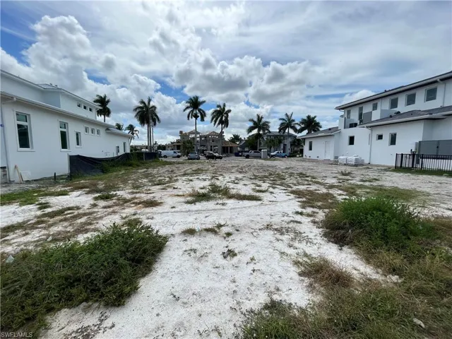 Rear of lot facing east