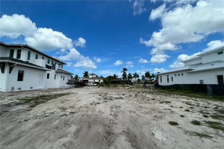 Front of lot looking direct West