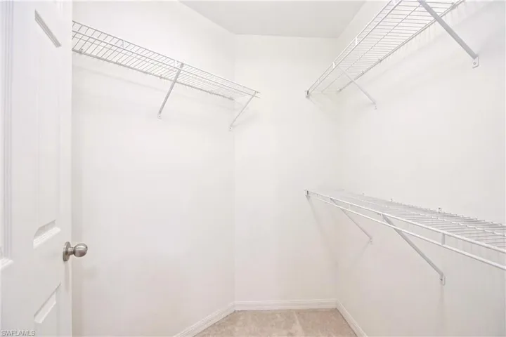 505 Windsor Sq 201, Naples, Florida 34104