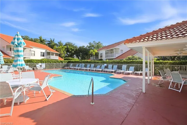 505 Windsor Sq 201, Naples, Florida 34104