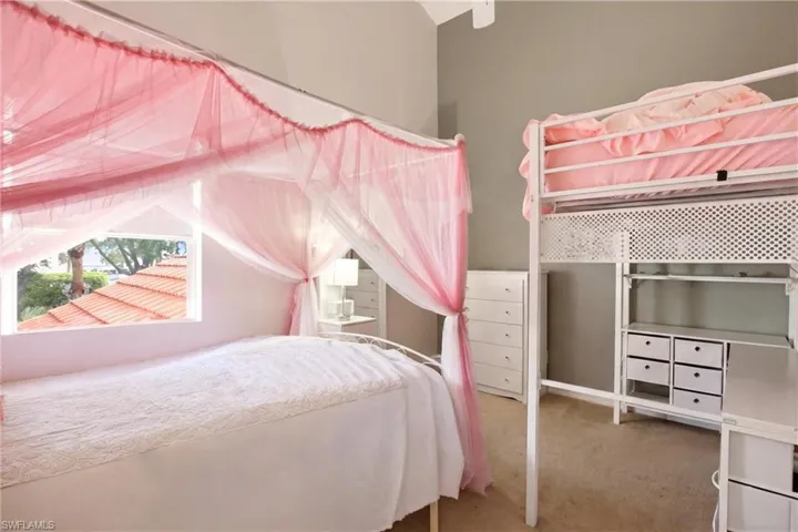 505 Windsor Sq 201, Naples, Florida 34104