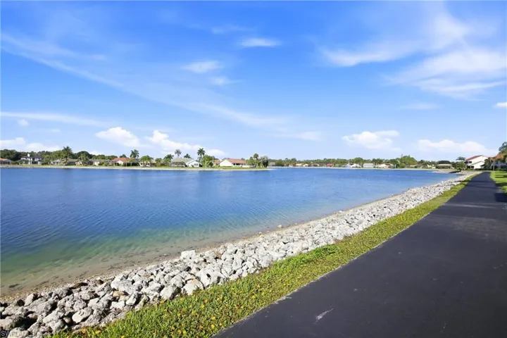 505 Windsor Sq 201, Naples, Florida 34104