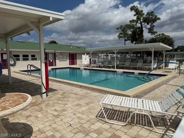 653  Future  DR, North Fort Myers, FL 33917