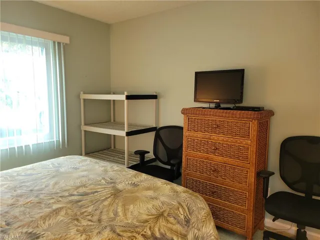 Guest bedroom