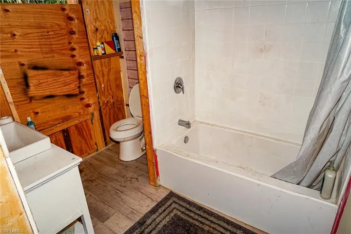 1117  Rose  AVE, Fort Myers, FL 33916