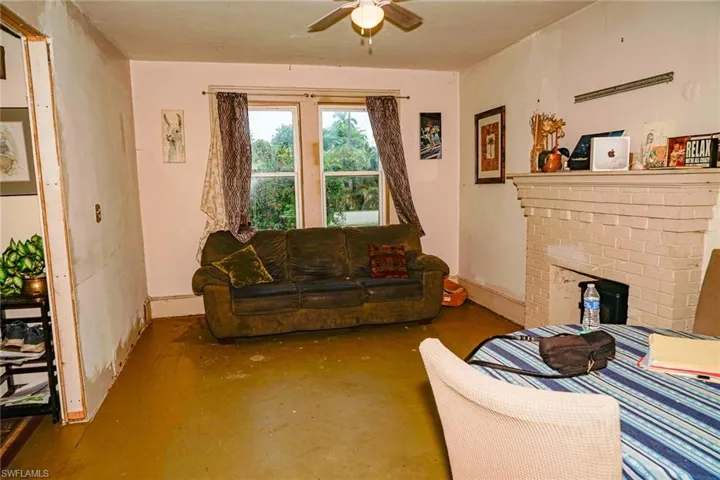 1117  Rose  AVE, Fort Myers, FL 33916