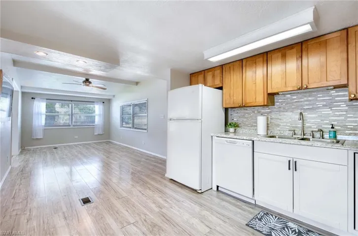 3  Sonderhen  DR, Naples, FL 34114
