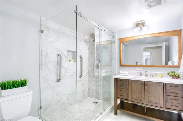 3  Sonderhen  DR, Naples, FL 34114