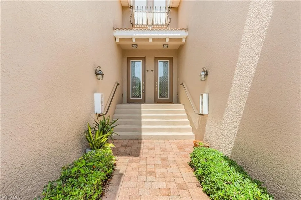 10462 Smokehouse Bay DR, Naples, FL 34120,224065976