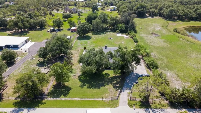 19250 Tammy Ln, North Fort Myers, Florida 33917