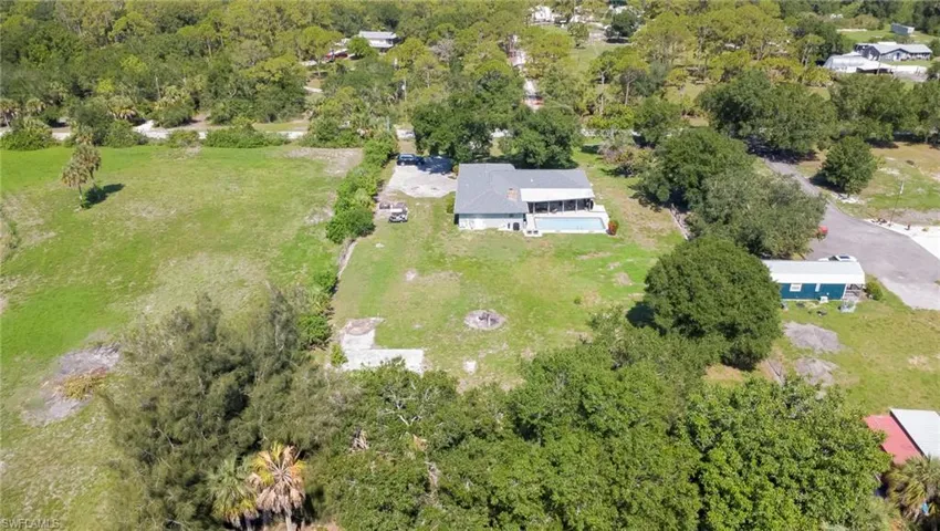 19250 Tammy Ln, North Fort Myers, Florida 33917