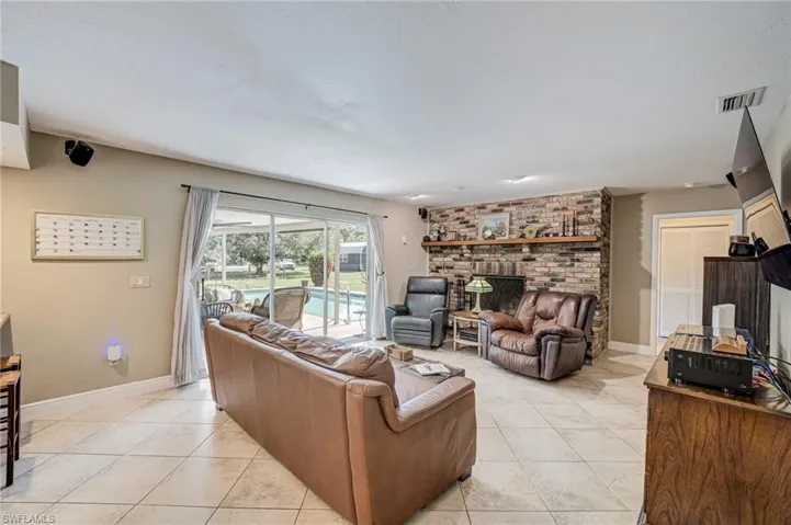 19250 Tammy Ln, North Fort Myers, Florida 33917