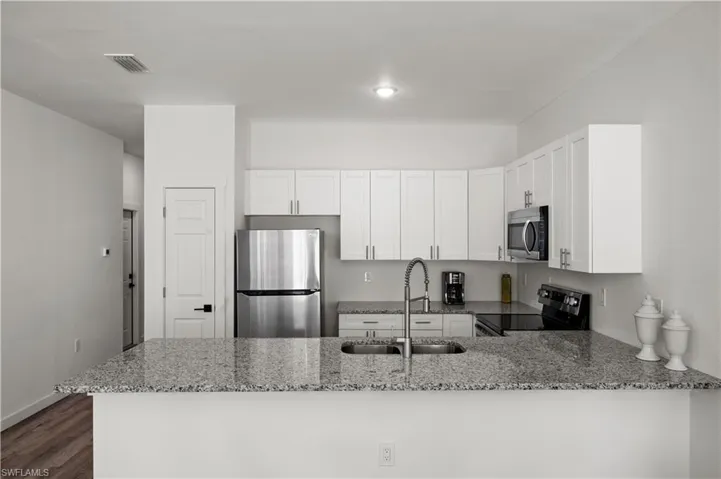 4723-4725  GOLFVIEW  CT, Lehigh Acres, FL 33973