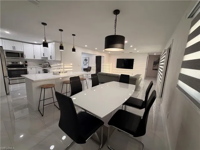 4937 Edith Esplanade, Cape Coral, Florida 33904