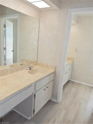 229 Se 46th Ln, Cape Coral, Florida 33904
