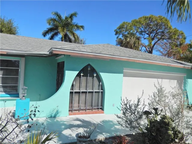 229 SE 46th  LN, Cape Coral, FL 33904